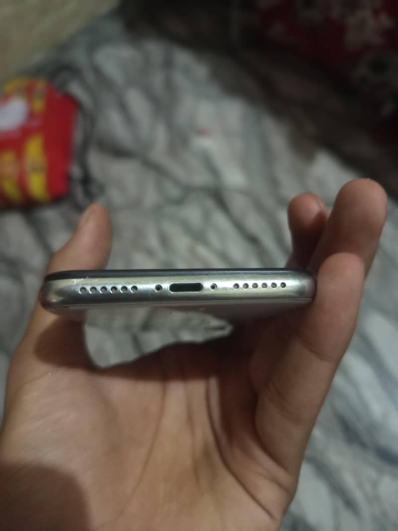 Apple iPhone X 2