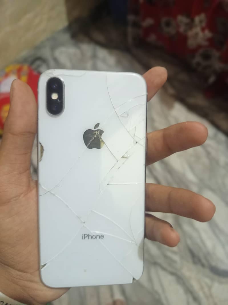 Apple iPhone X 4
