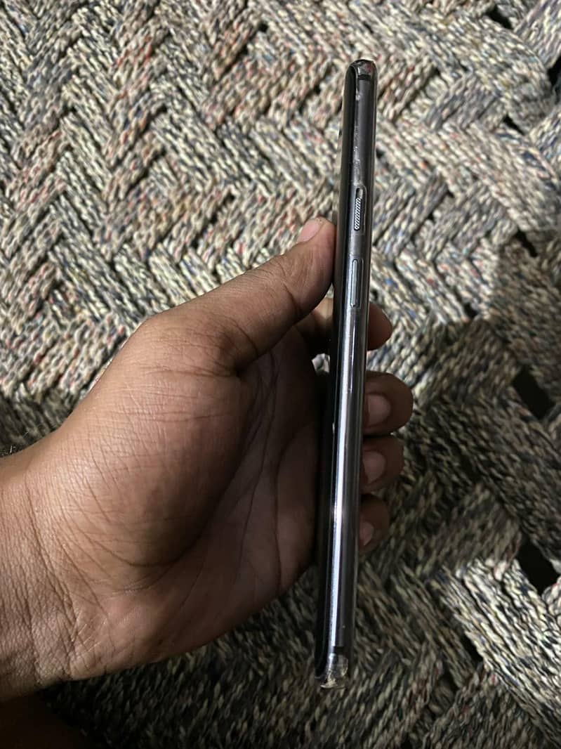 One Plus 7 Pro 1