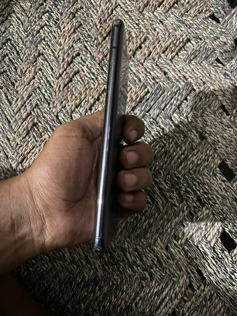 One Plus 7 Pro 3