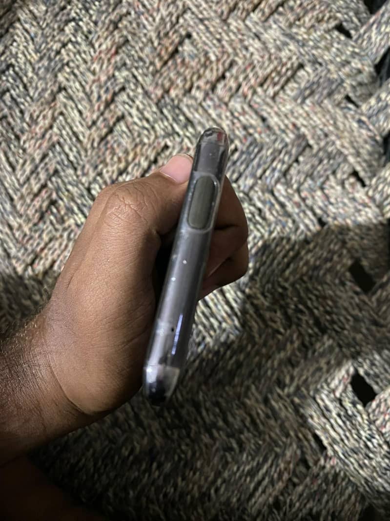 One Plus 7 Pro 5