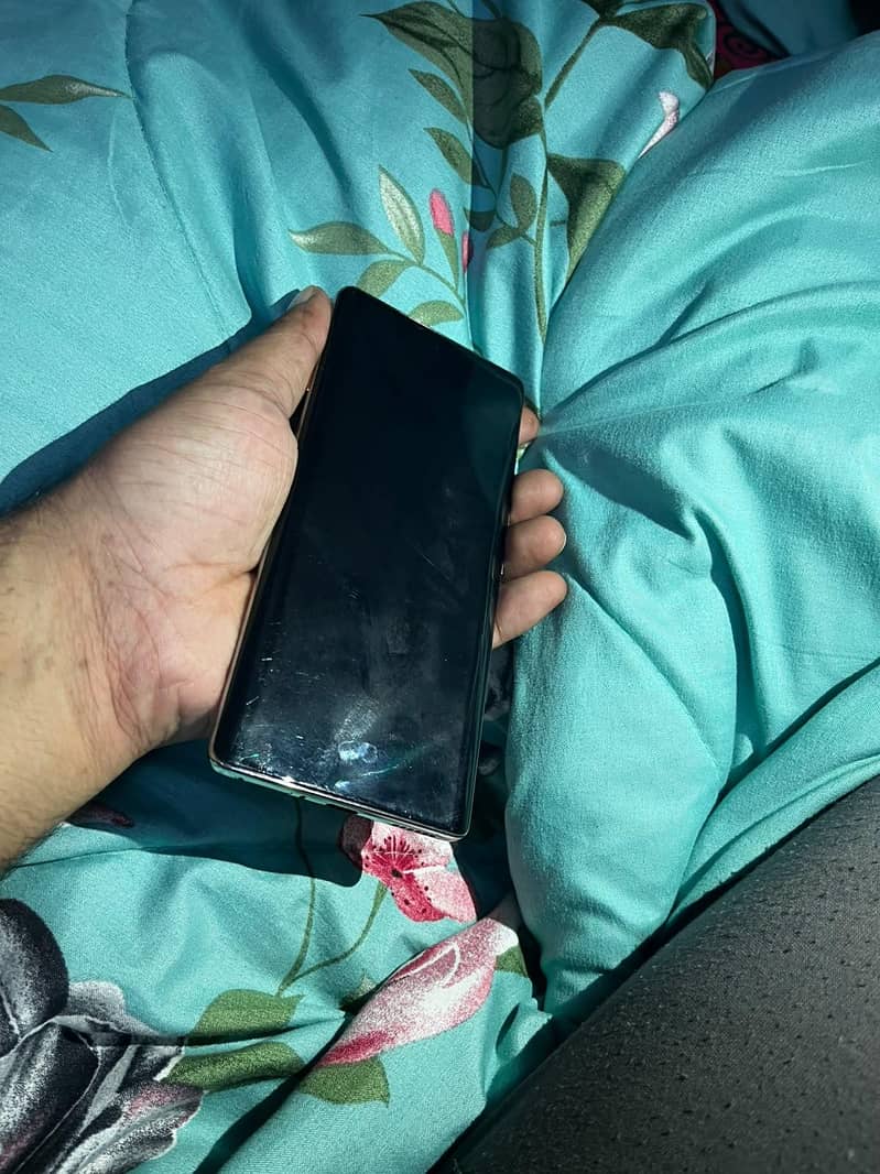 Tecno CAMON 40 Pro 5