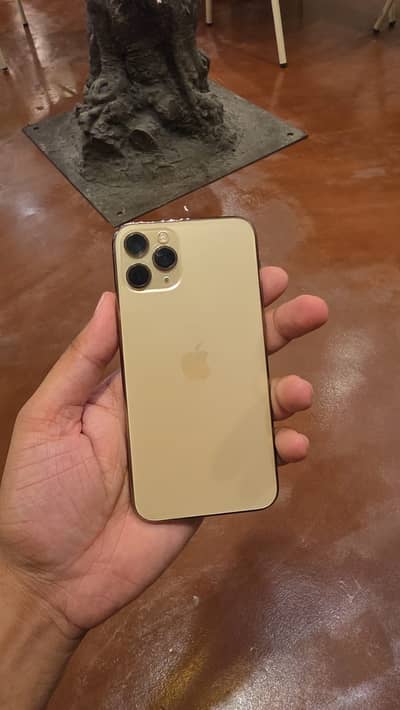 Apple iPhone 11 Pro – 256GB (PTA Approved)