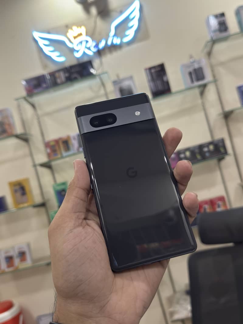 Google Pixel 7a 0