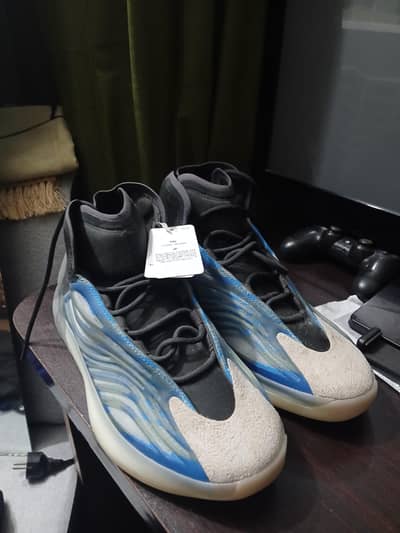 Adidas Yeezy QNTM BSKTBL Frozen Blue – GX5049