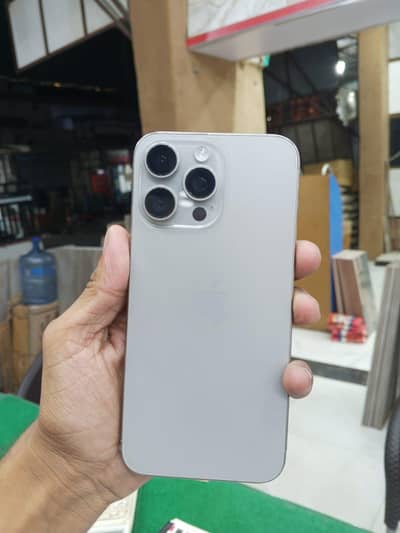 Apple iPhone 15 Pro Max