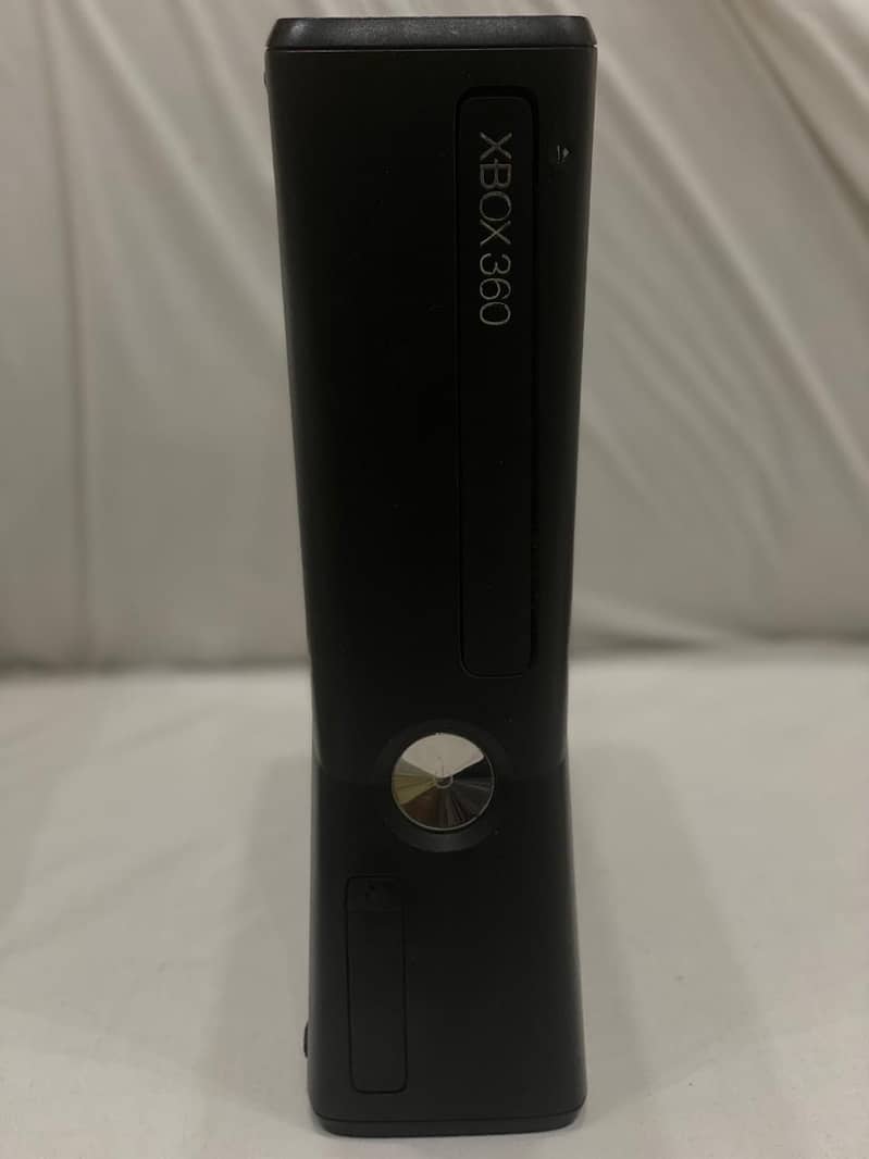 xbox 360 slim 1