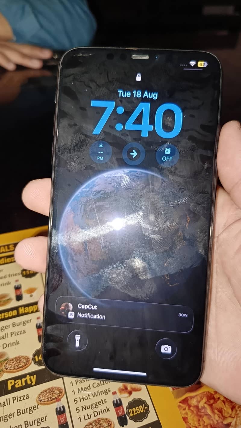 Apple iPhone 11 Pro Max 2