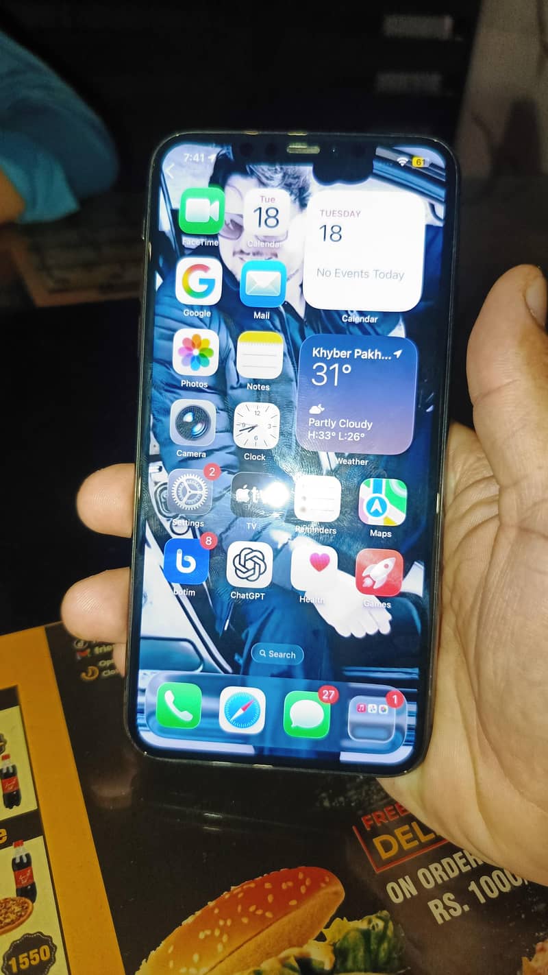 Apple iPhone 11 Pro Max 6