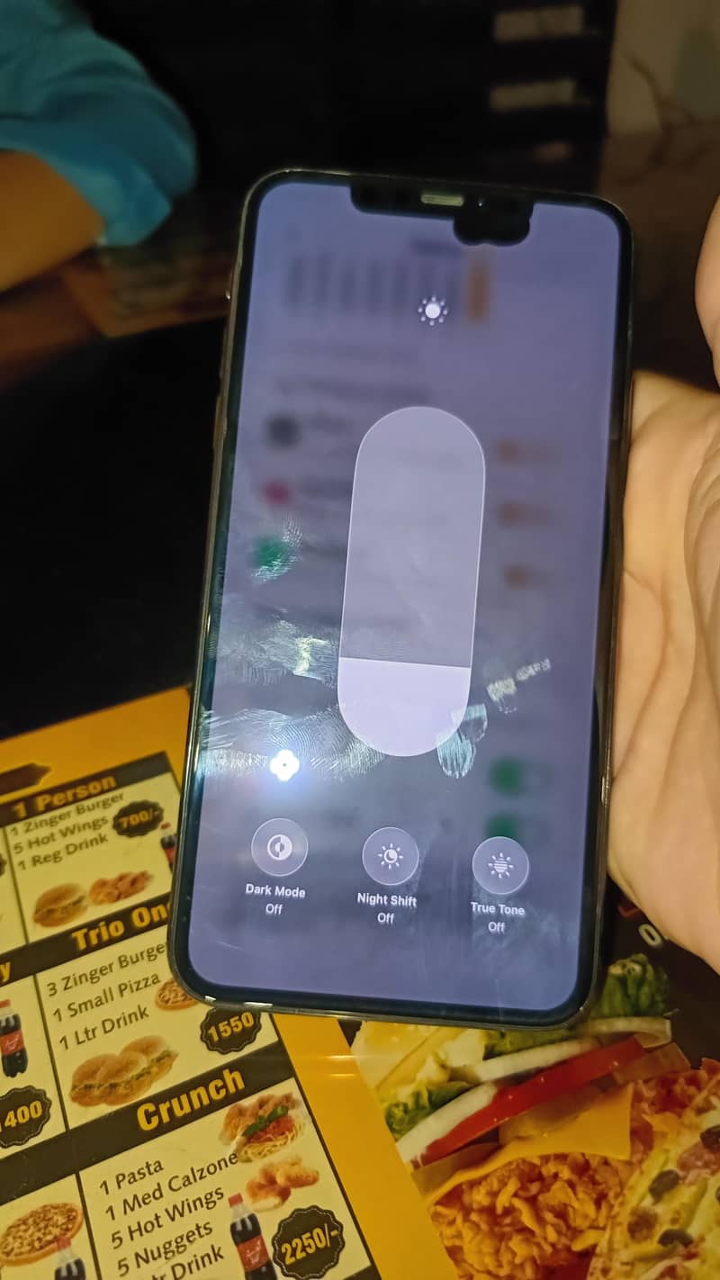 Apple iPhone 11 Pro Max 9