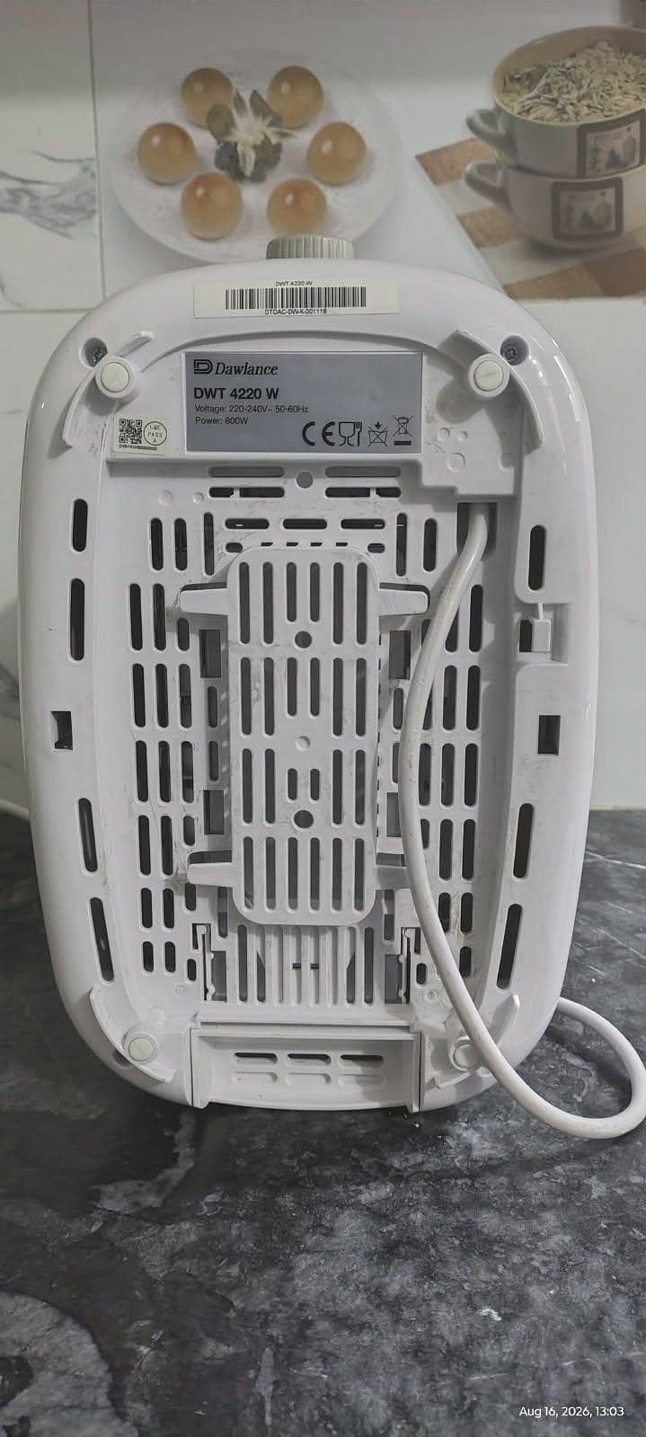 Dawlance Toaster 0