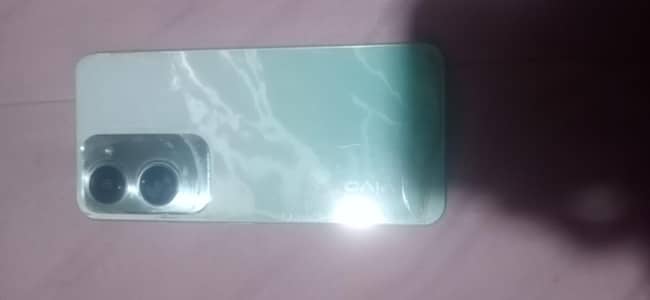 Vivo Y18