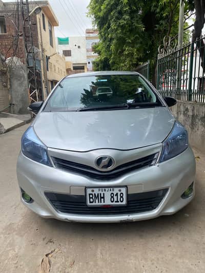 Toyota Vitz 2012