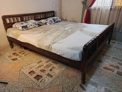 Solid Wood Double Bed Frame with Classic Spindle Headboard