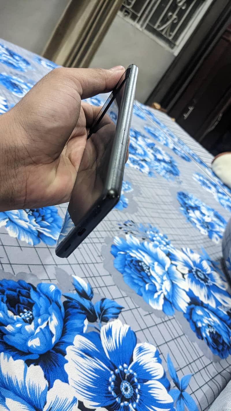 Google Pixel 6a 1
