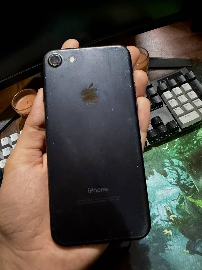 Apple iPhone 7 6