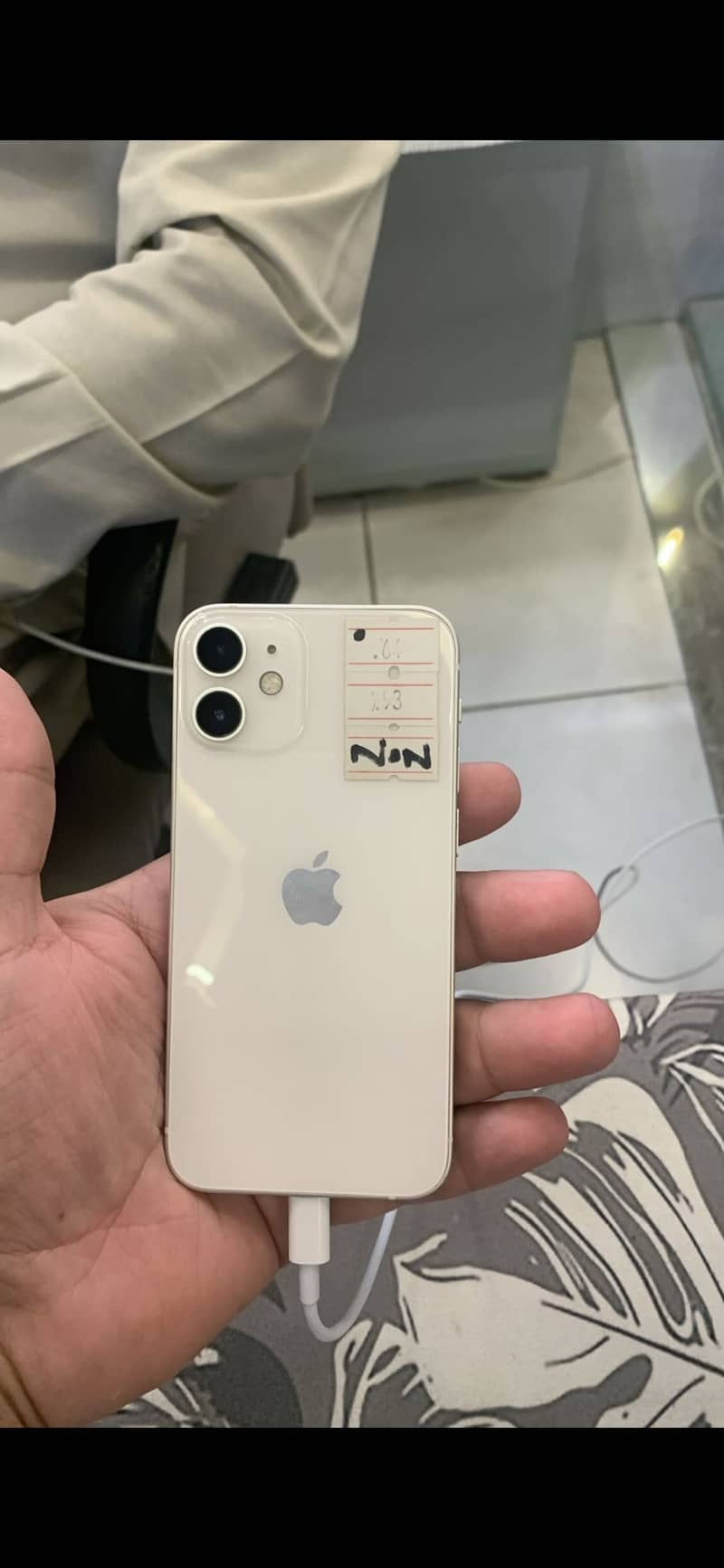 Apple iPhone 12 mini 0
