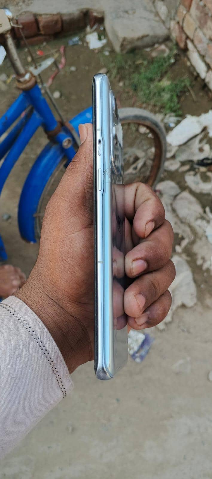 One Plus 9 Pro 5