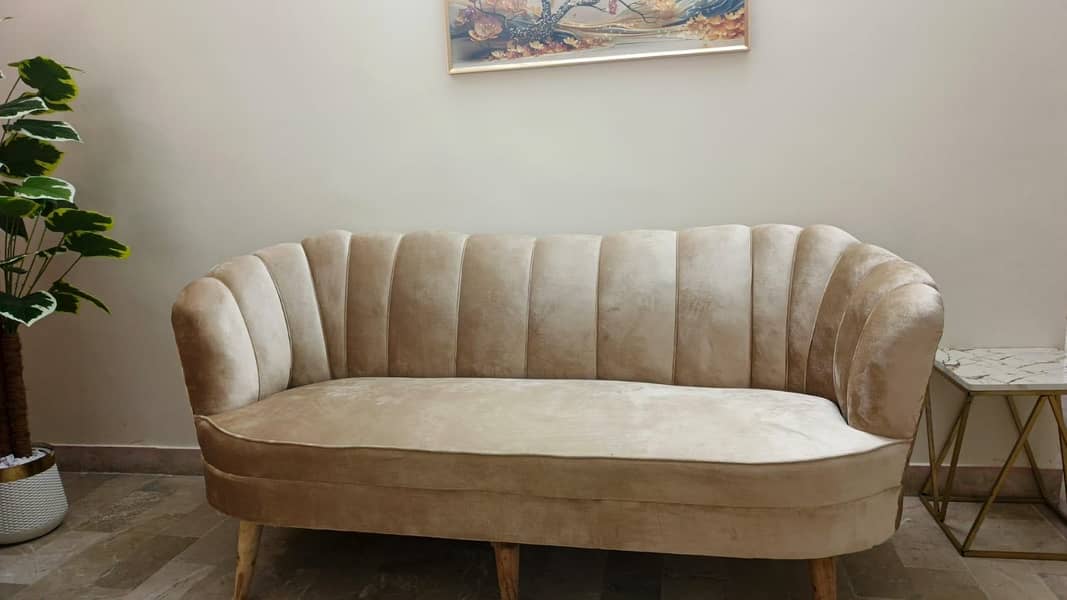 New sofa set and table set 4