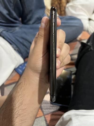 Apple iPhone XS