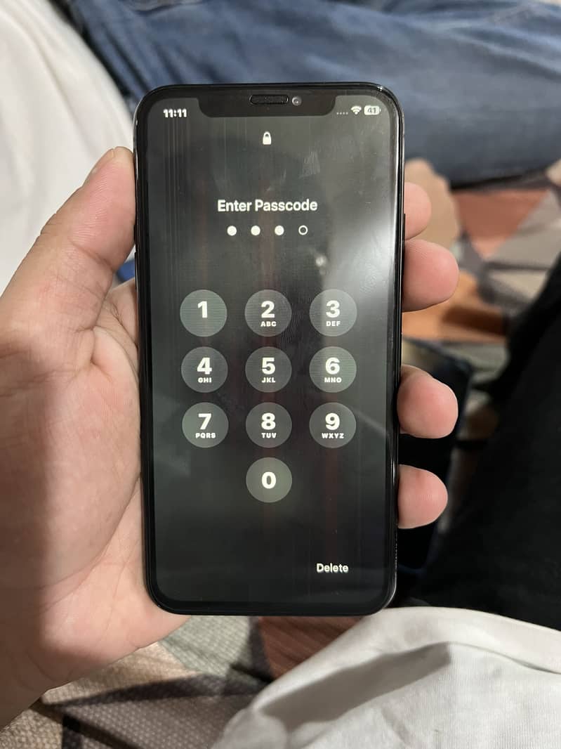 Apple iPhone XS 5