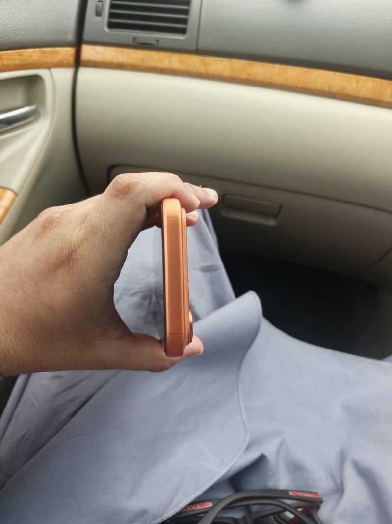 Apple iPhone 17 Pro Max 1