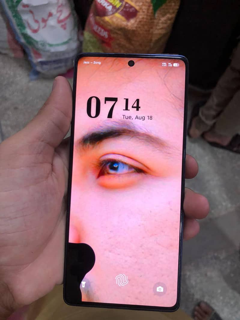 Infinix Note 40 4