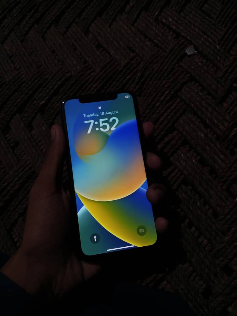 Apple iPhone X 1