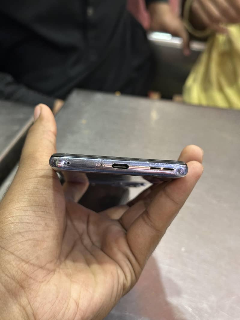 One Plus 9 4
