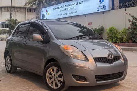 Toyota vitz 2010 reg 2014