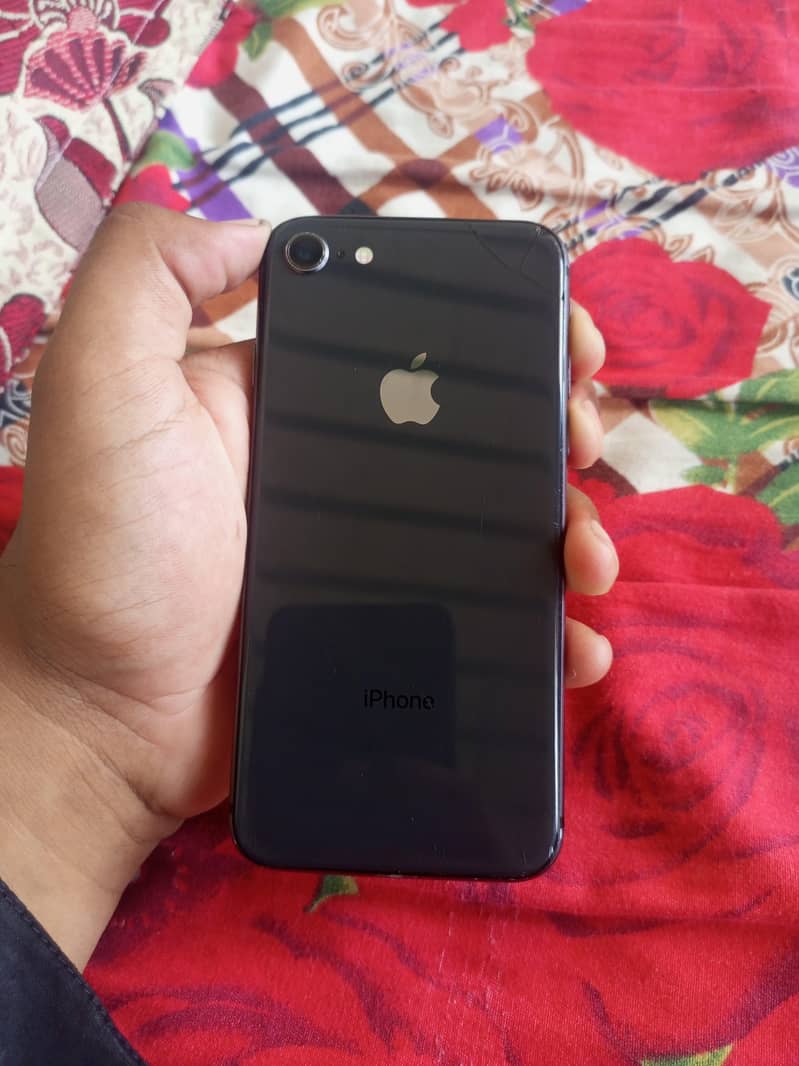 Apple iPhone 8 3