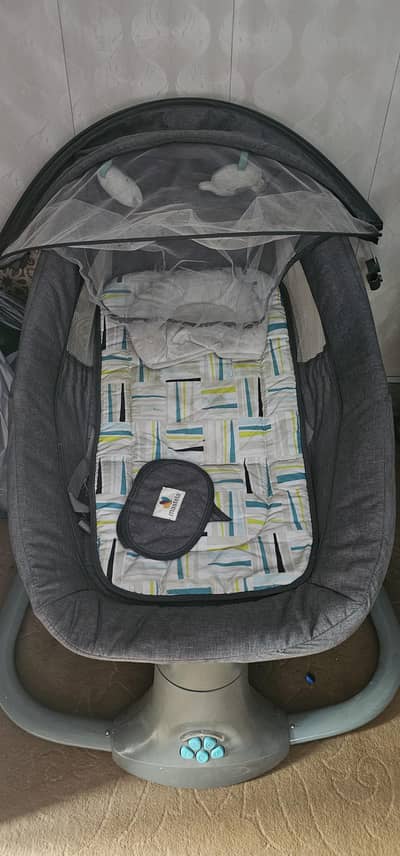 Mastela 3 in 1 Deluxe Multi Functional Bassinet