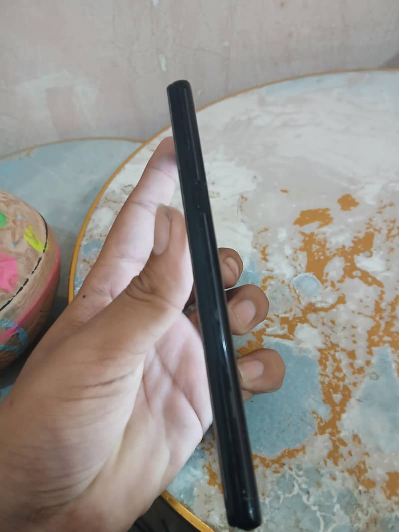 Samsung Mobile Note 8 6