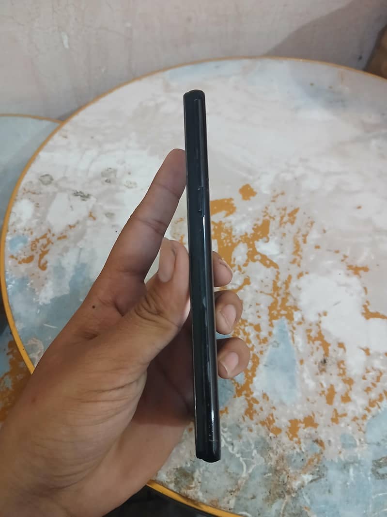 Samsung Mobile Note 8 10