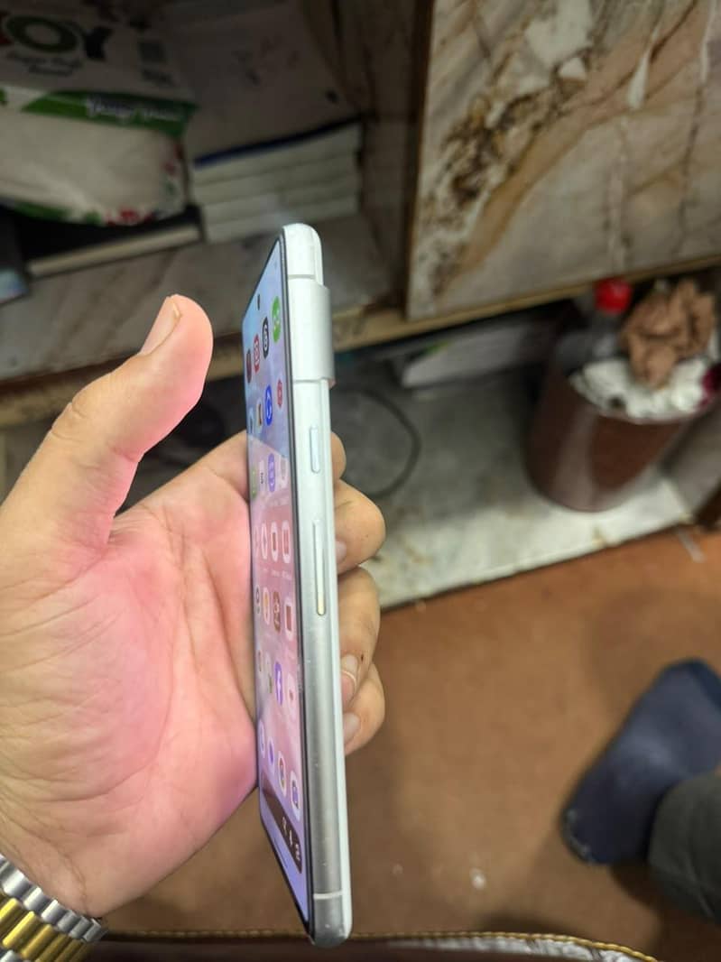 Google Pixel 7 2