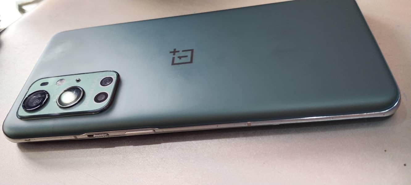 One Plus 9 Pro 3