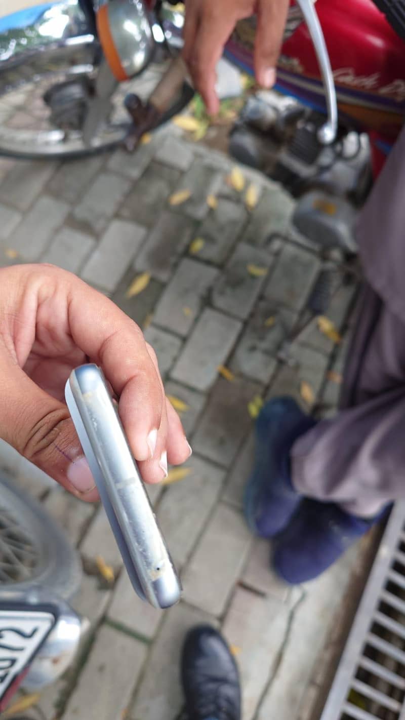 Google Pixel 8 5