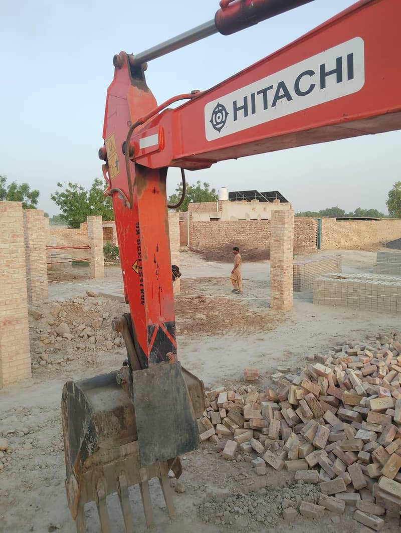 Hitachi 7
