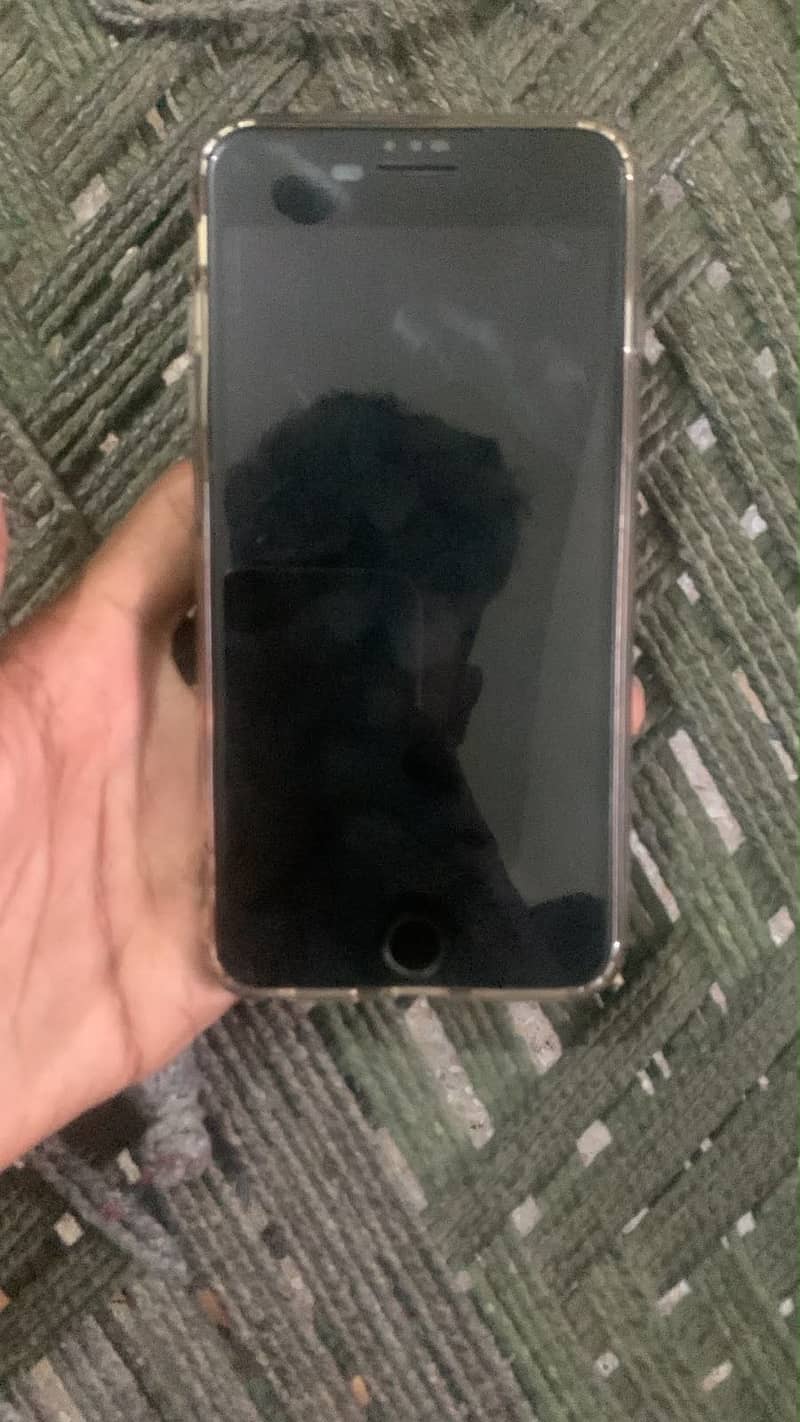 Apple iPhone 7 Plus 4