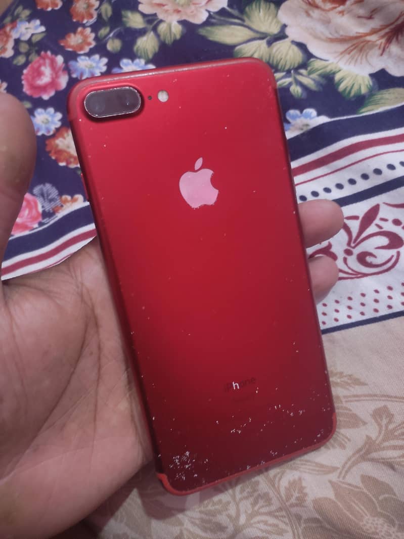 Apple iPhone 7 Plus 2
