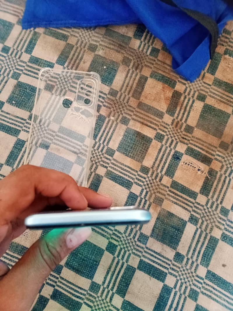 OPPO A53 5