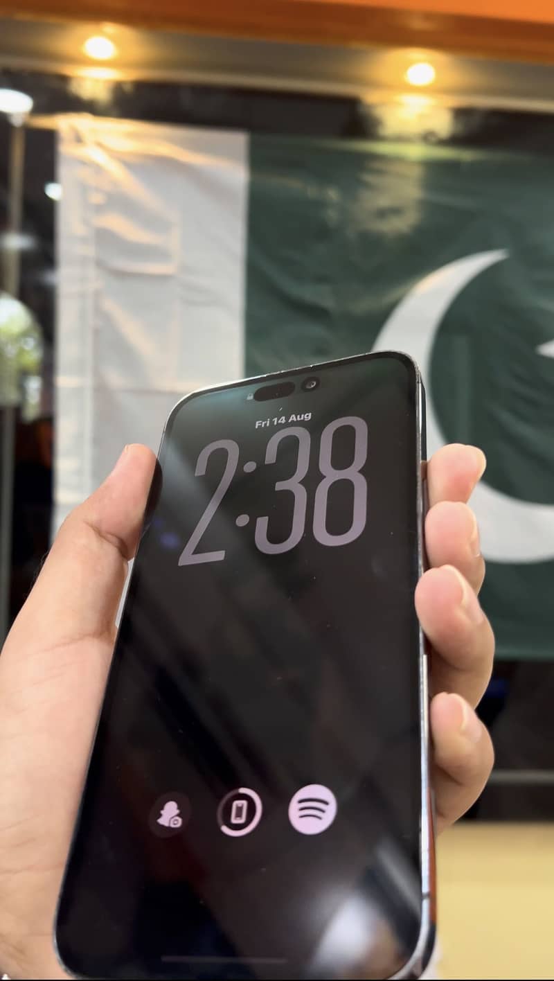Apple iPhone 14 Pro Max 4
