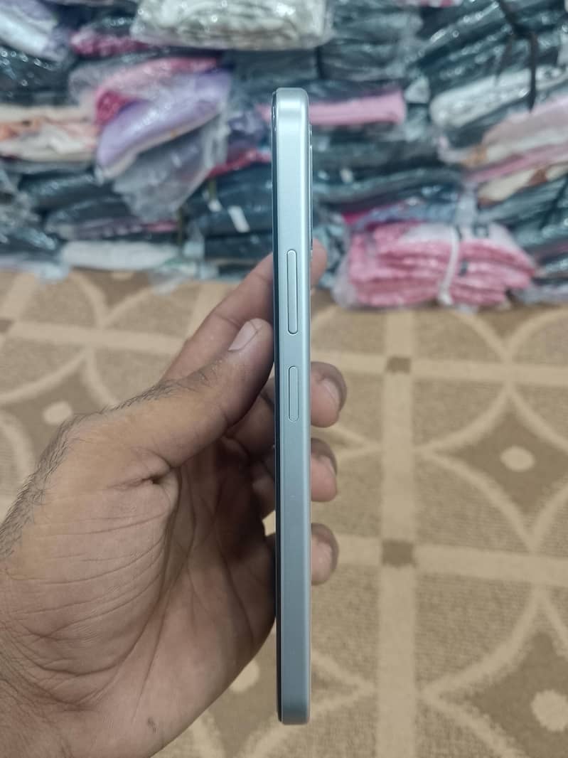 OPPO A6s 1