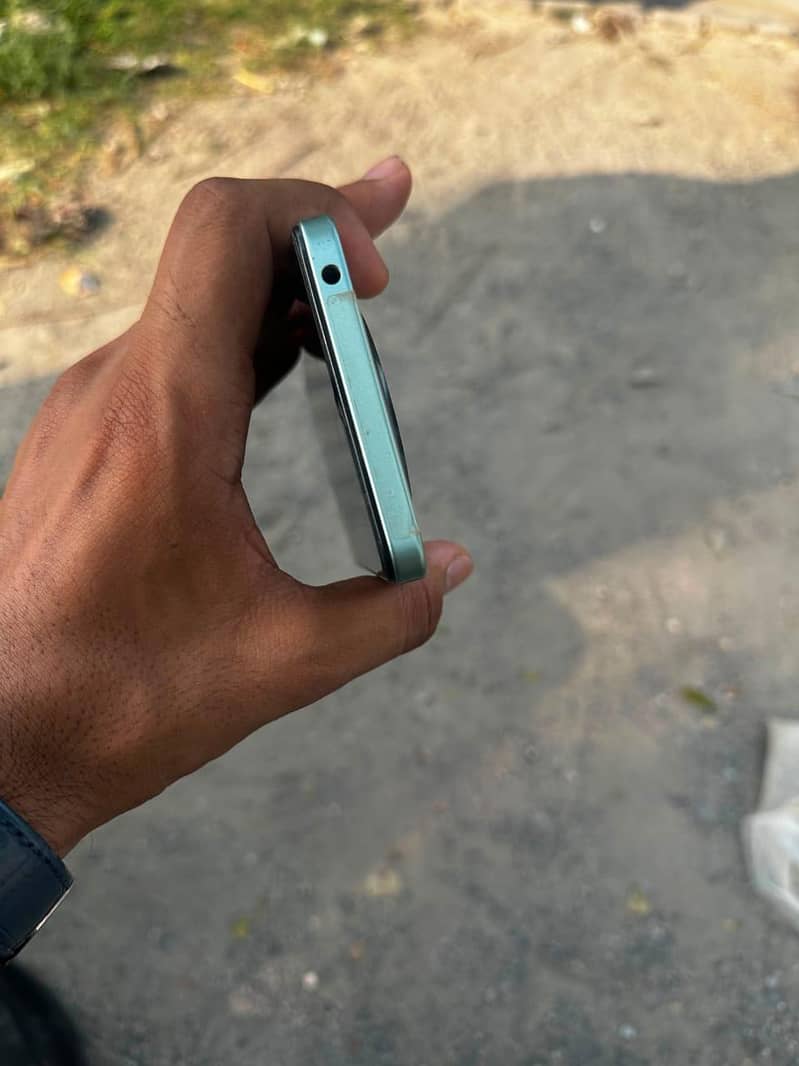 Xiaomi POCO C75 4