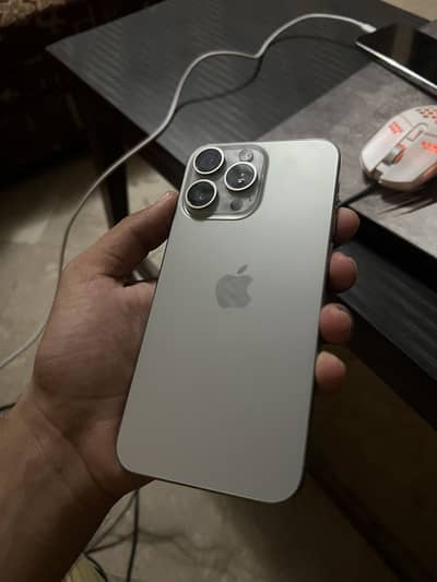 Apple iPhone 15 Pro Max JV