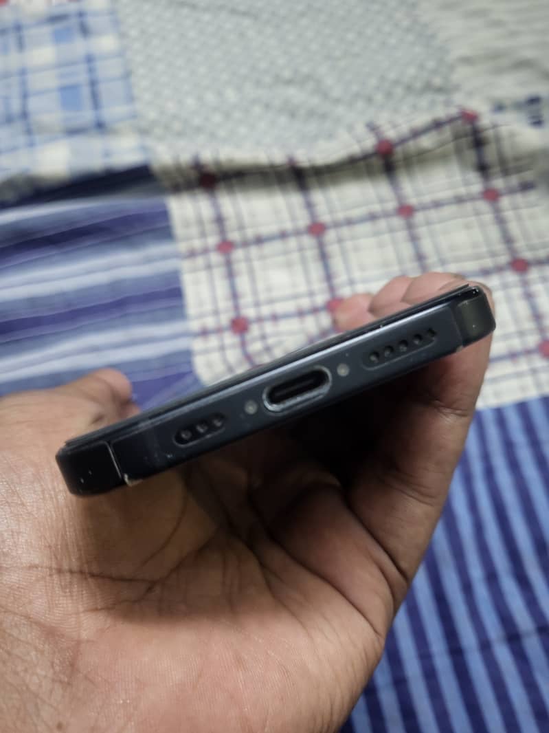 Apple iPhone 15 3