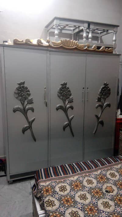 Dresser,Drawer and cupboard