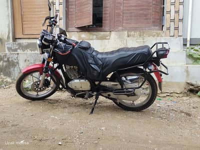 Suzuki GS 150 SE 2021