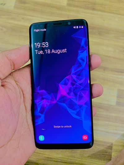 Samsung Mobile S9 4/64 Gb  P. Approved Forsale