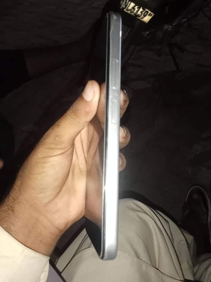 OPPO A6c 1